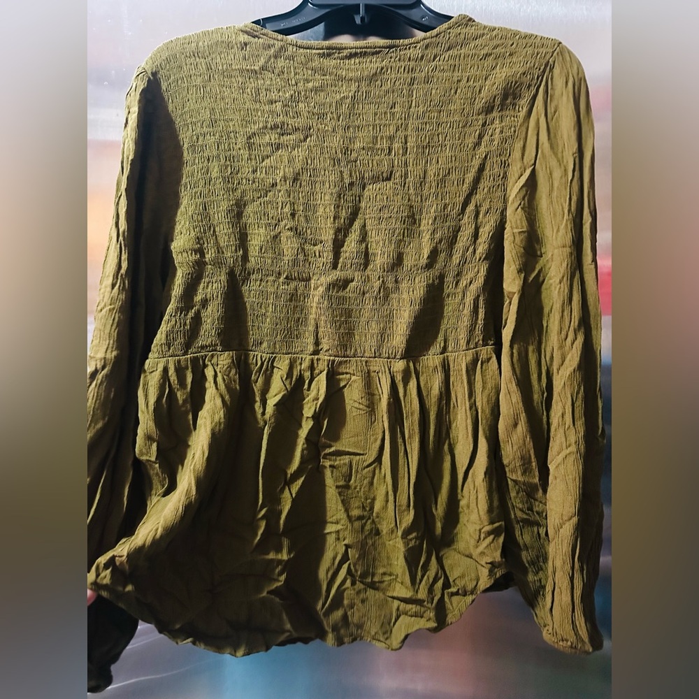 Sonoma✨🤎💚Women's Olive Textured Blouse - Picture 4 of 4
